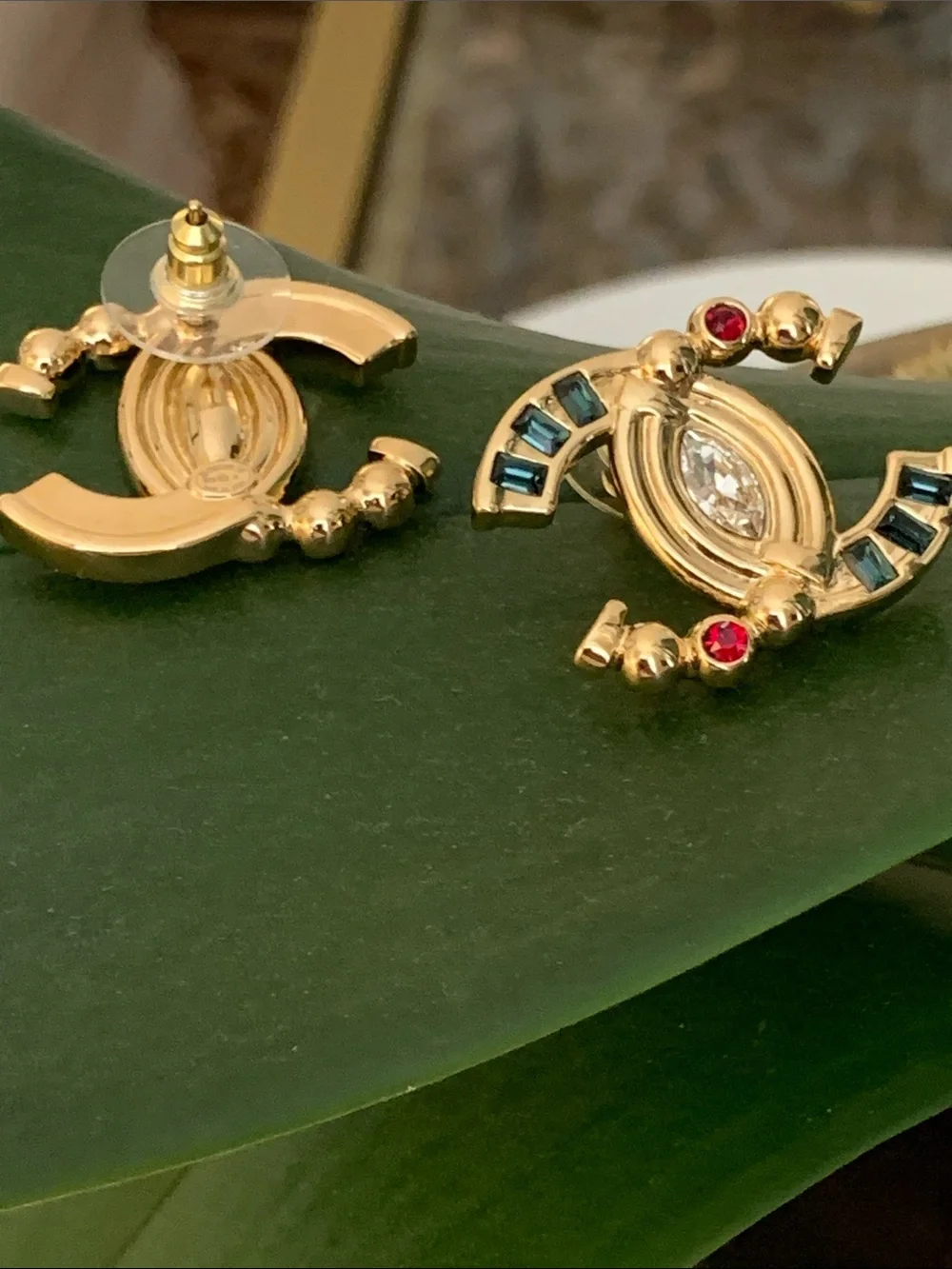 Absolutely stunning, limited edition authentic Chanel CC studs with crystals